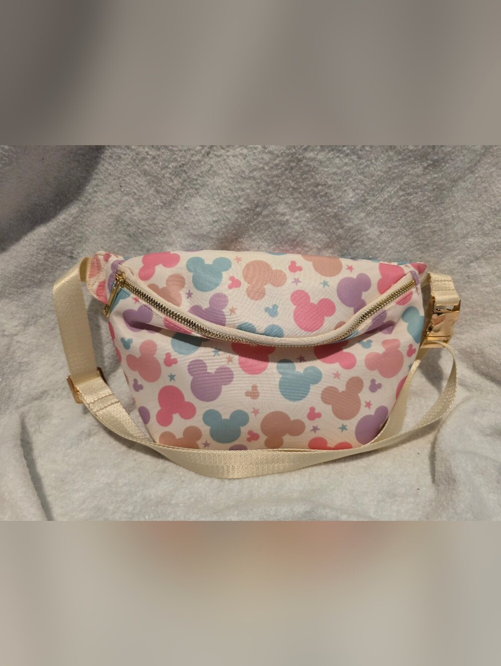 NWOT Pastel Multicolor Mickey Pattern Belt Bag